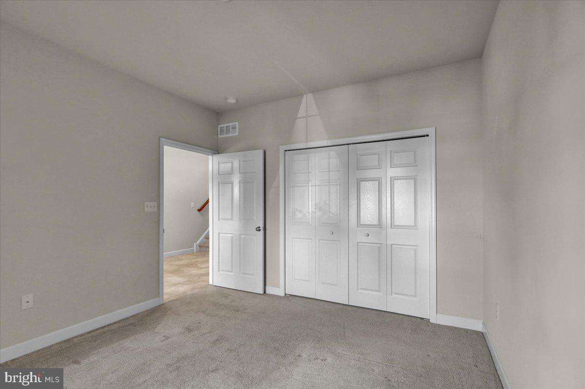1004 Helm Ln — photo 5