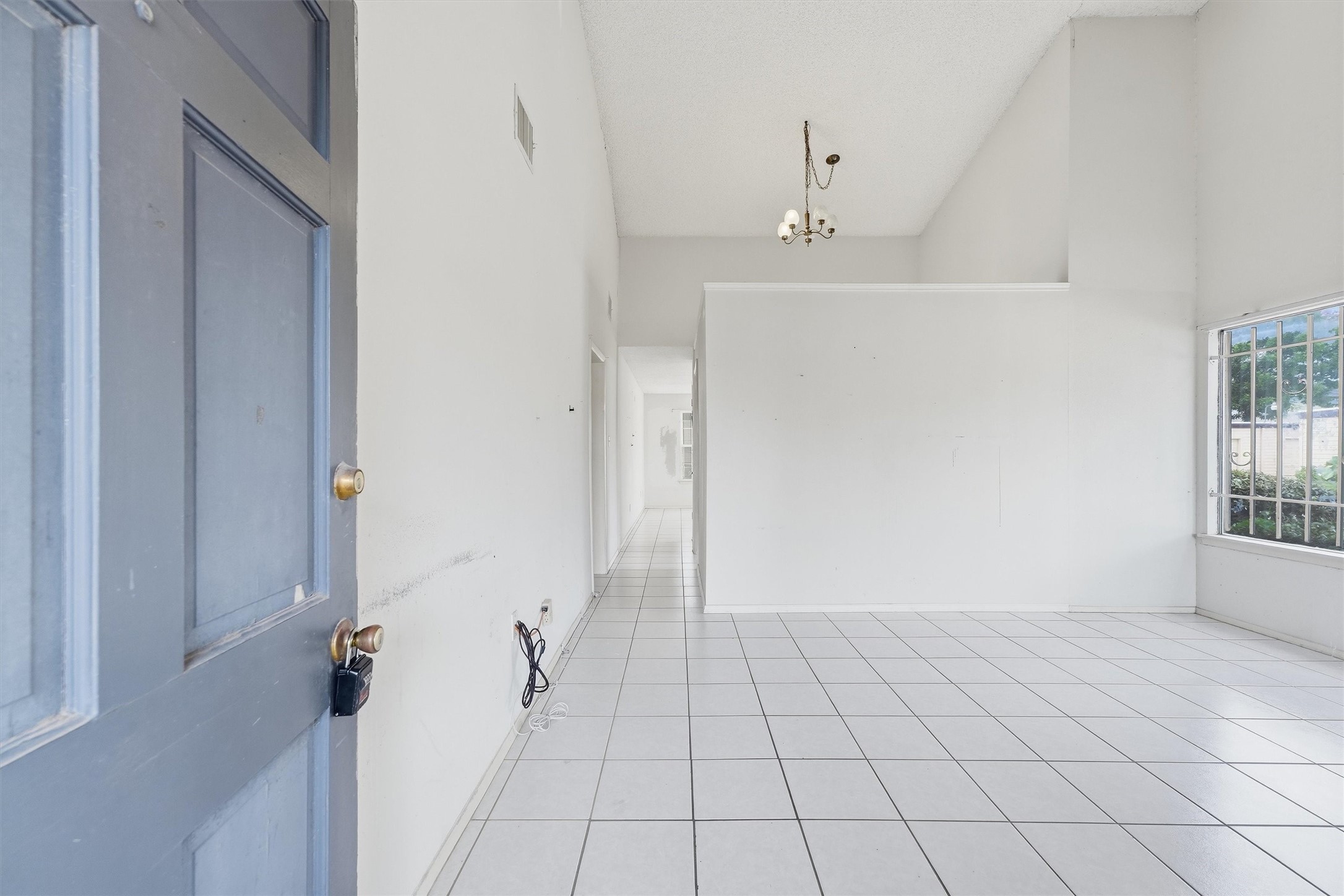 10331 Huntington Place Dr #331 — detail