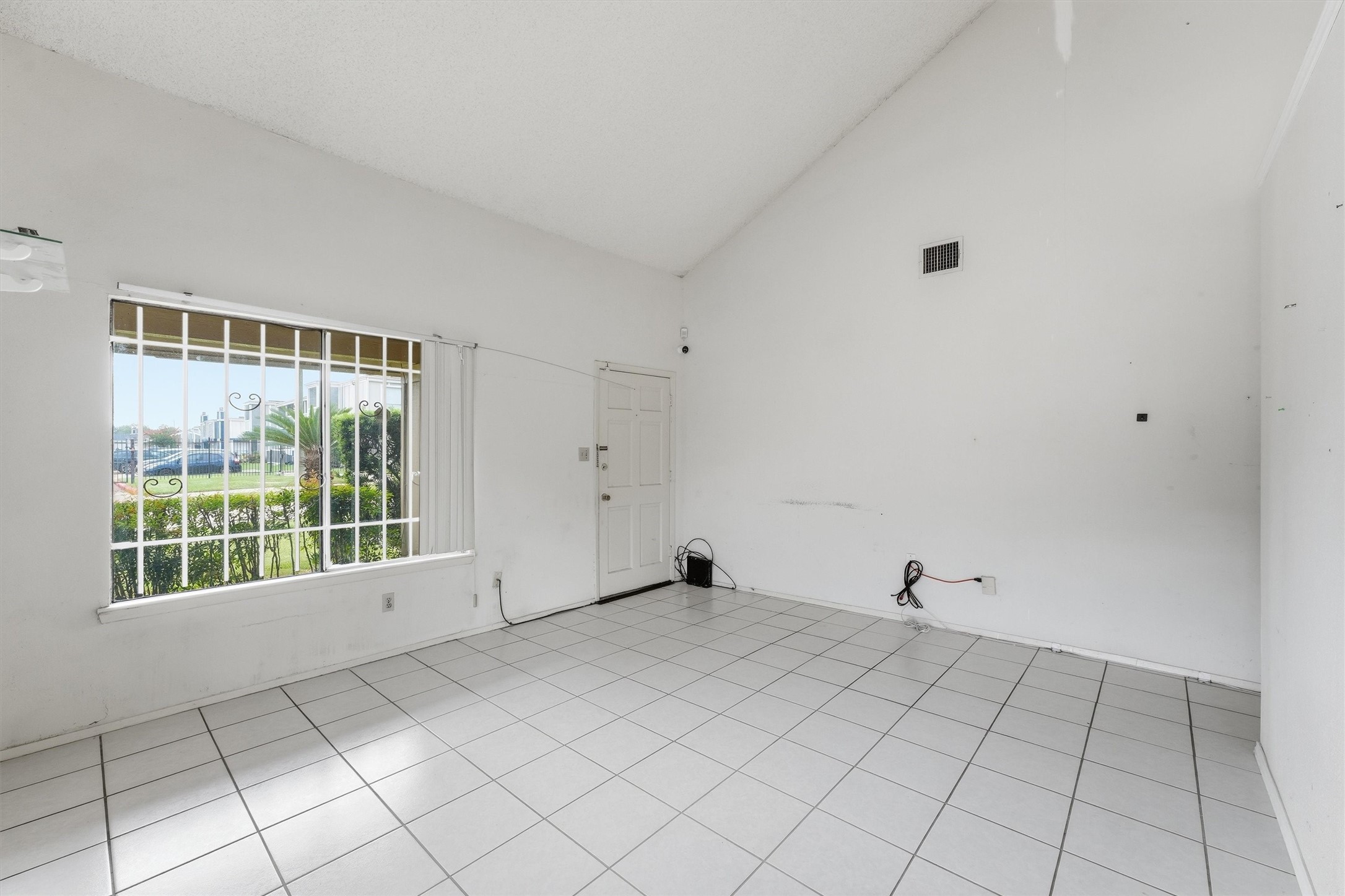 10331 Huntington Place Dr #331 — photo 5