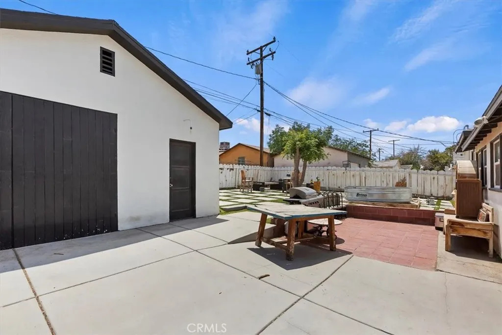 112 W Grandview Dr — photo 3