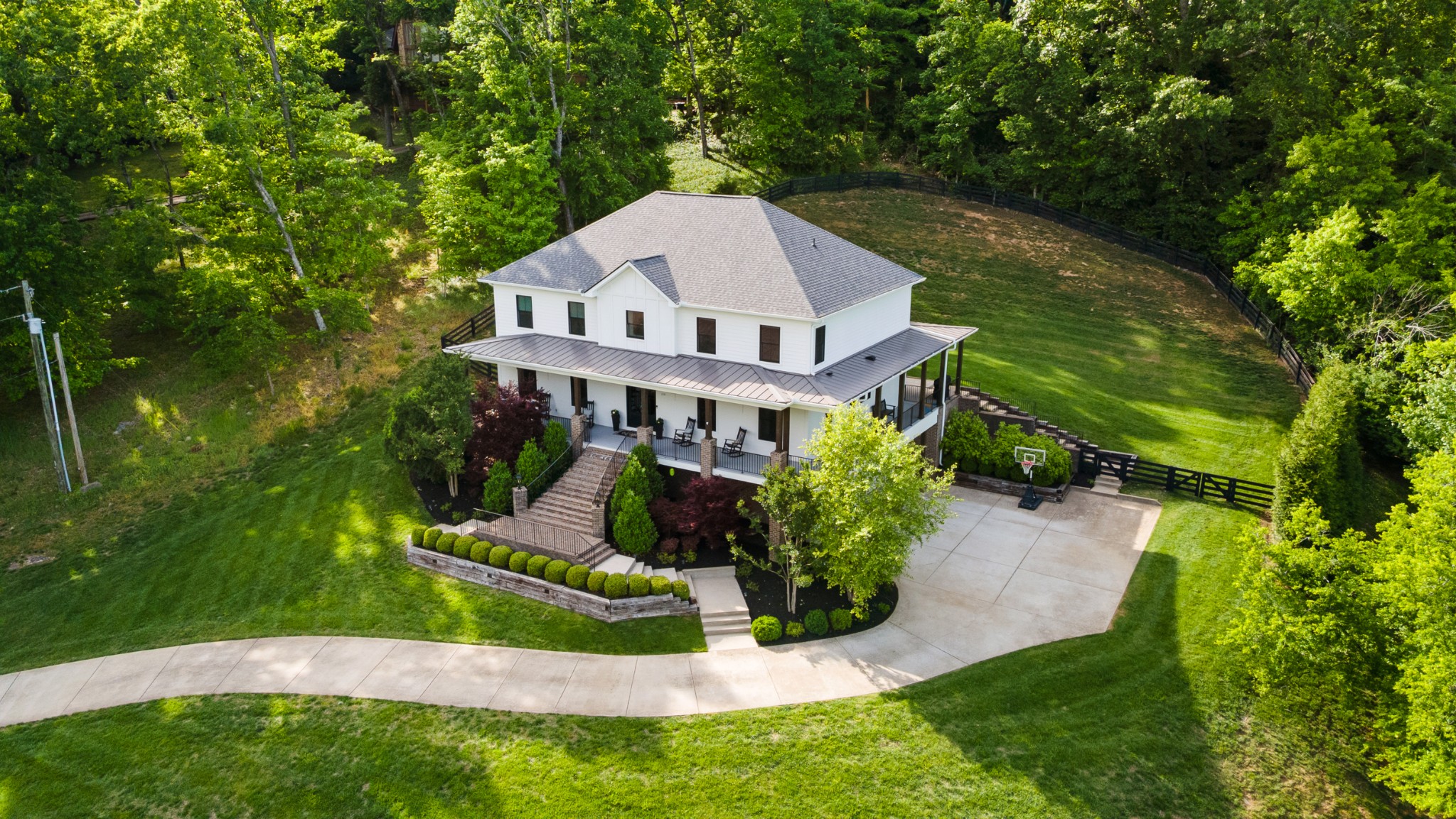 119 Century Oak Dr — photo 2