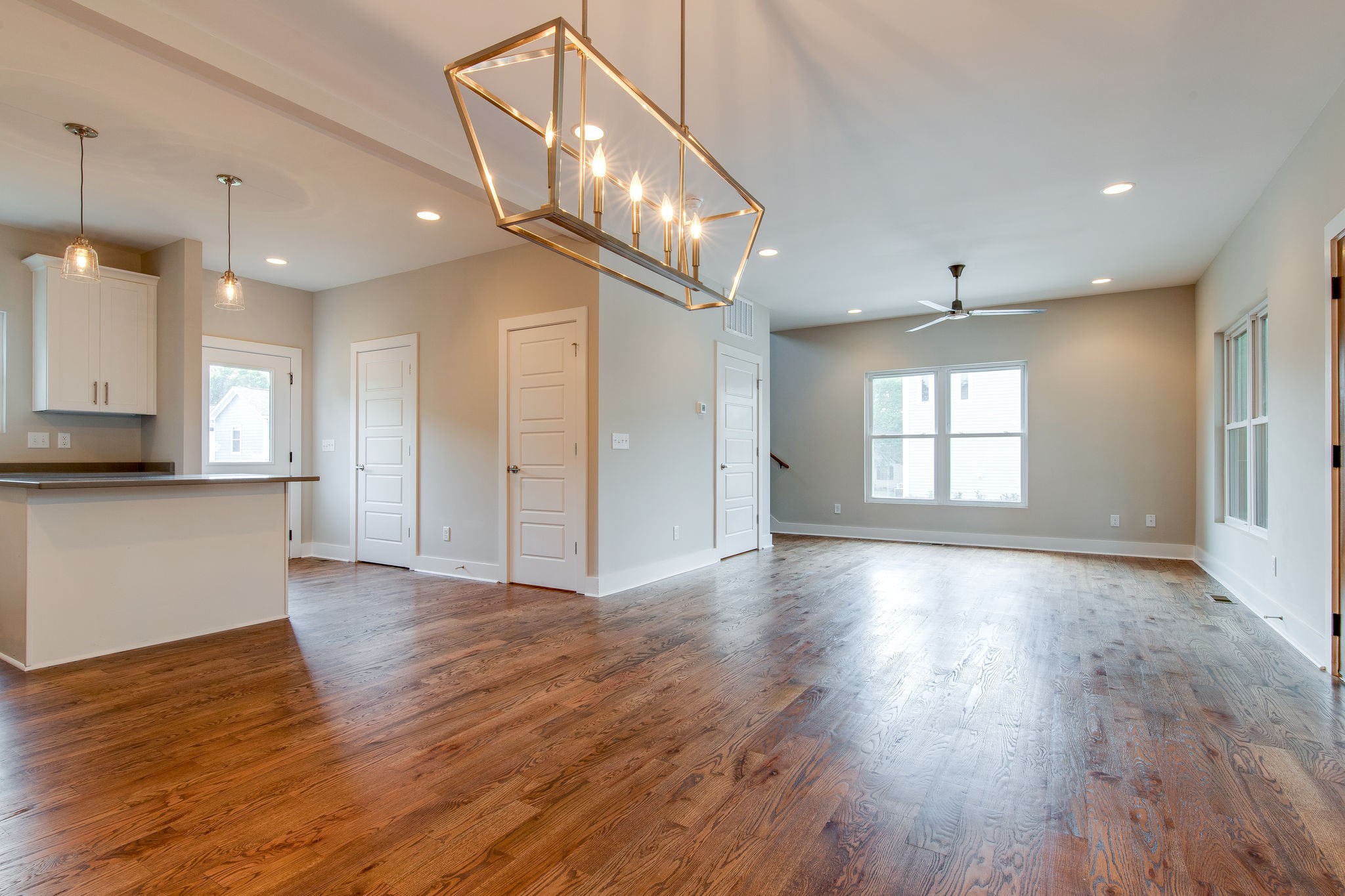 1209 Walsh St — photo 6