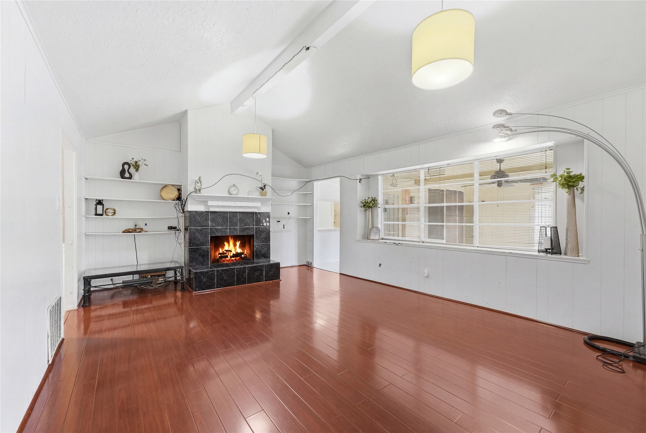 12126 Pine Knoll Dr — exterior