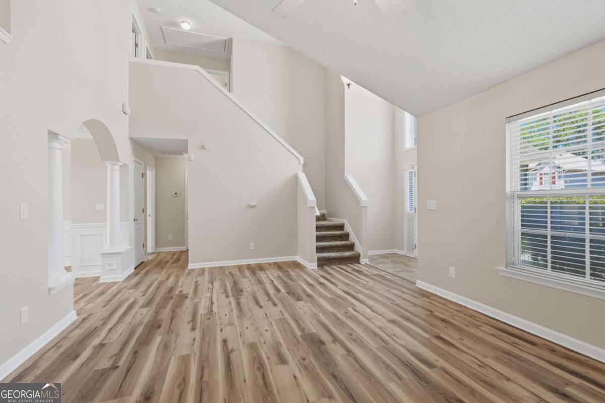 127 Hidden Lake Cir — photo 8