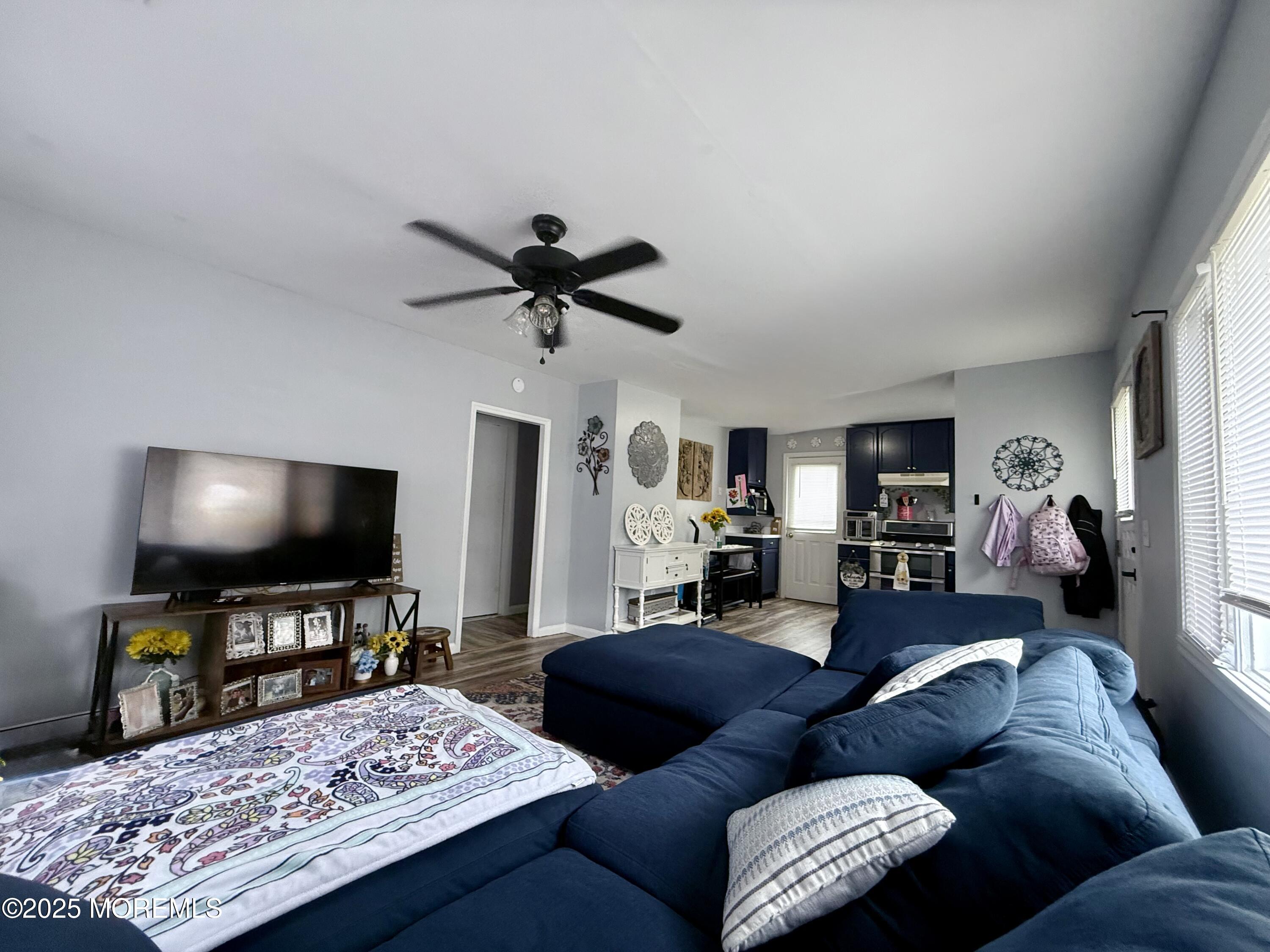 13 Middlesex Blvd — photo 3