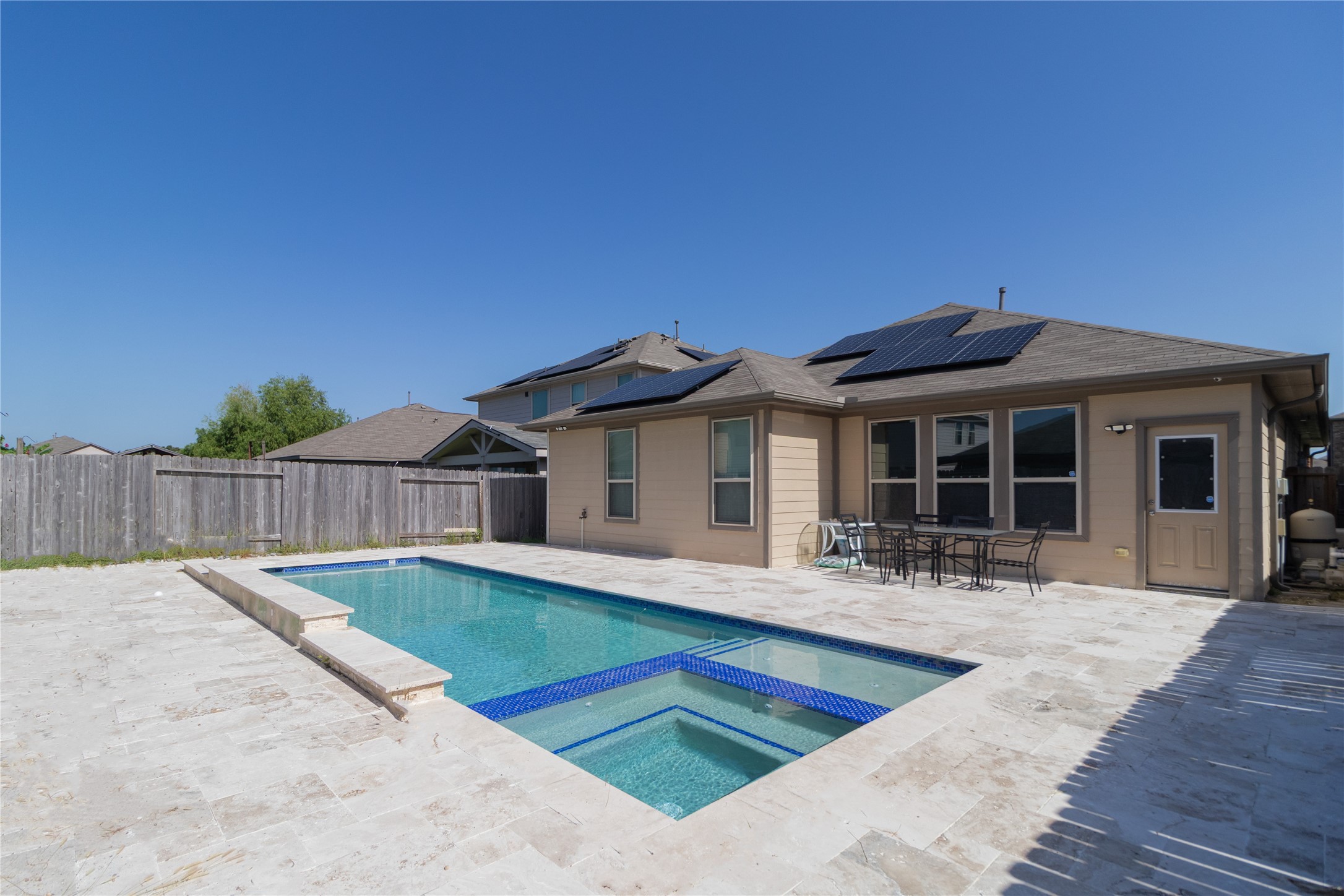 13030 Larriston Ln — exterior
