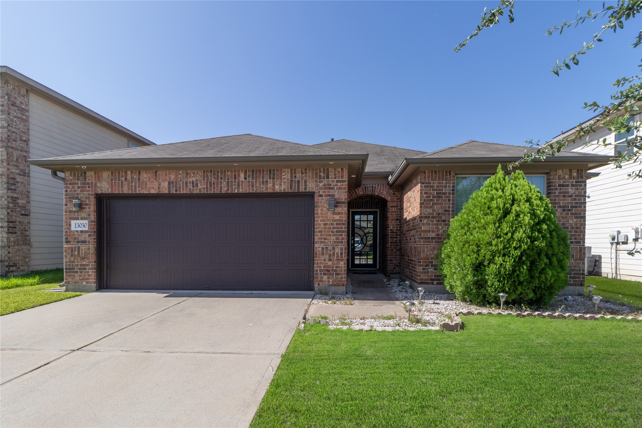 13030 Larriston Ln — photo 5