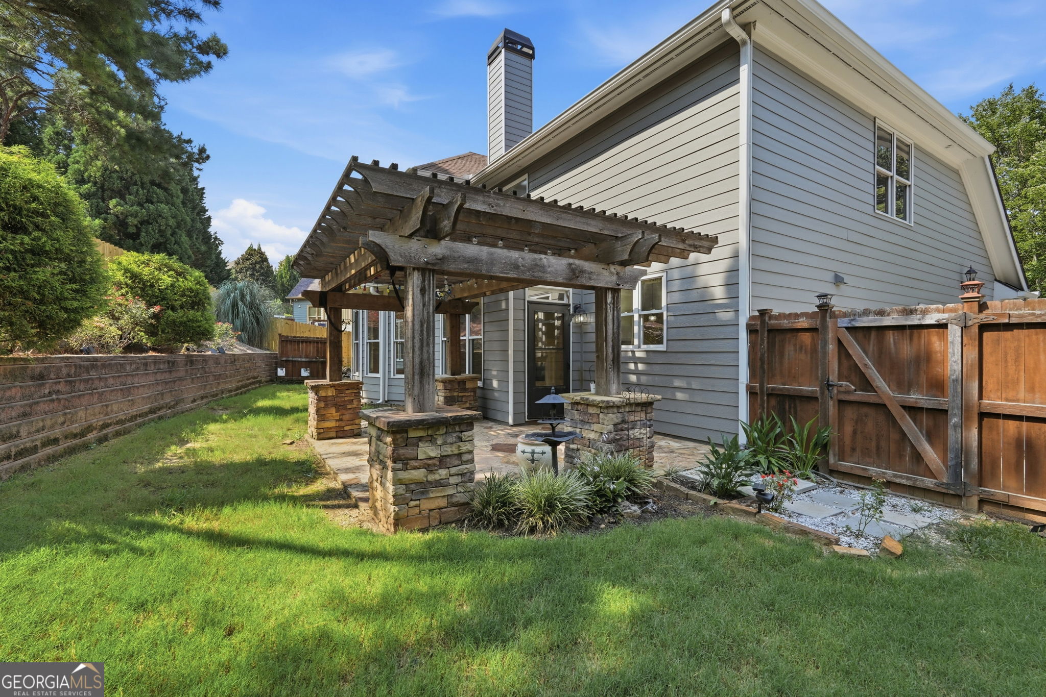 1335 Whisper Cove Dr — interior