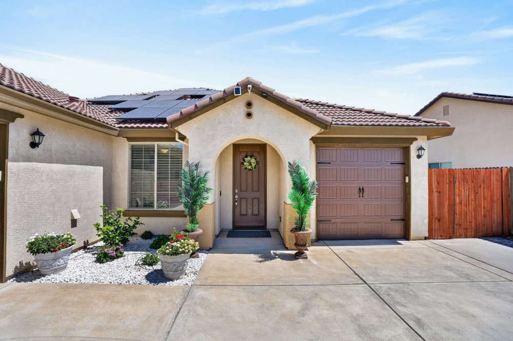 1358 Sundance Dr — interior