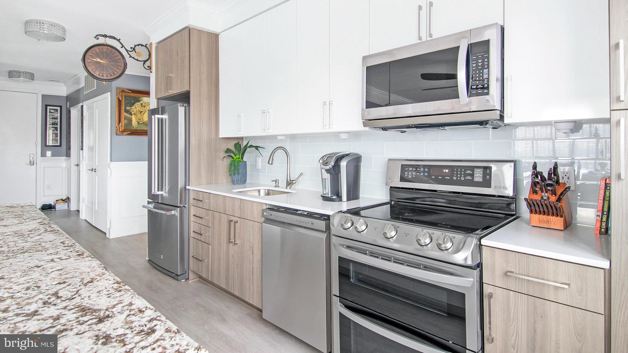 145 Riverhaven Dr #513 — photo 4