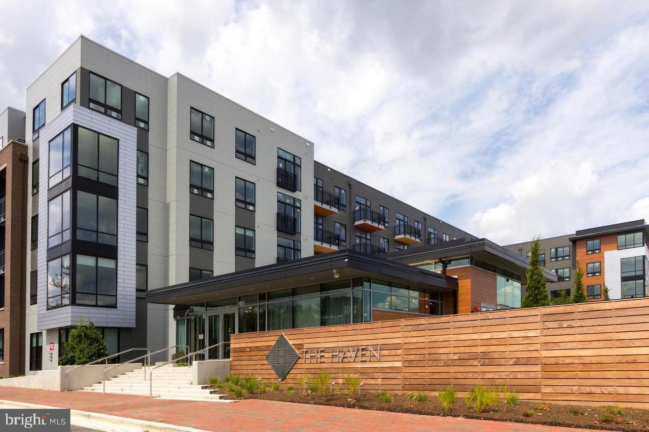 145 Riverhaven Dr #513 — detail