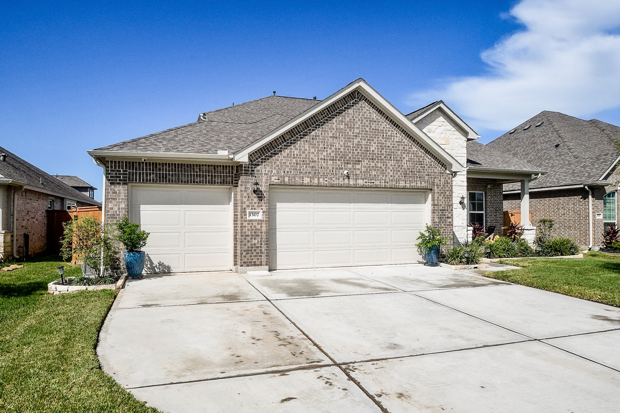 1507 Homewood Point Ln — photo 2