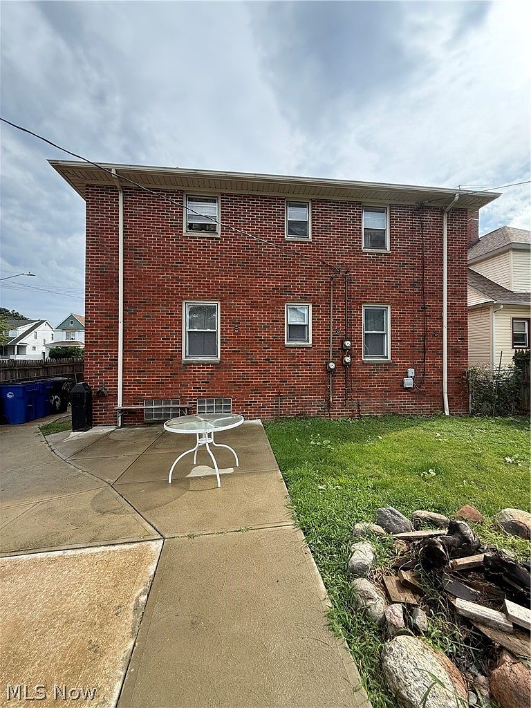 16727 Grovewood Ave — photo 5
