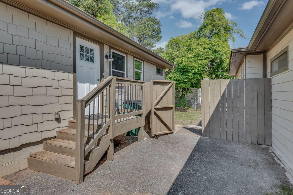 1716 Nekoma St, Marietta, GA, 30068 — Photo 7