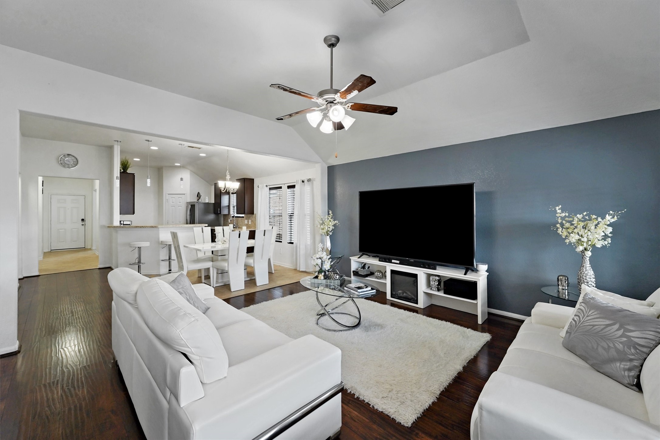 18523 Windy Stone Dr — exterior
