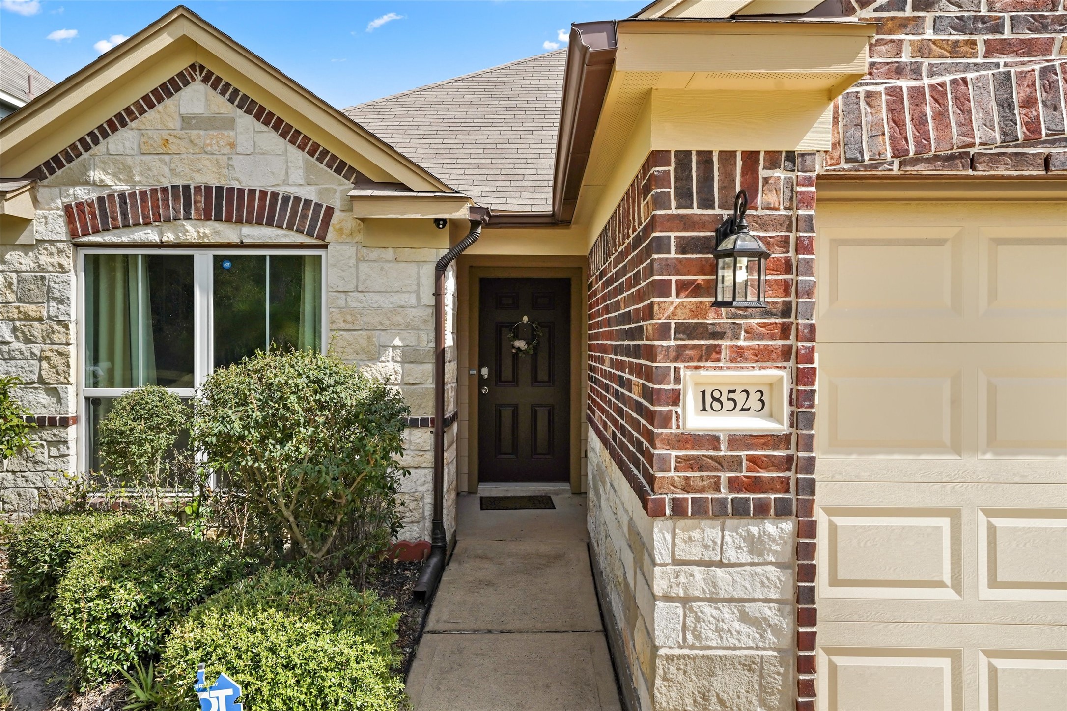 18523 Windy Stone Dr — detail