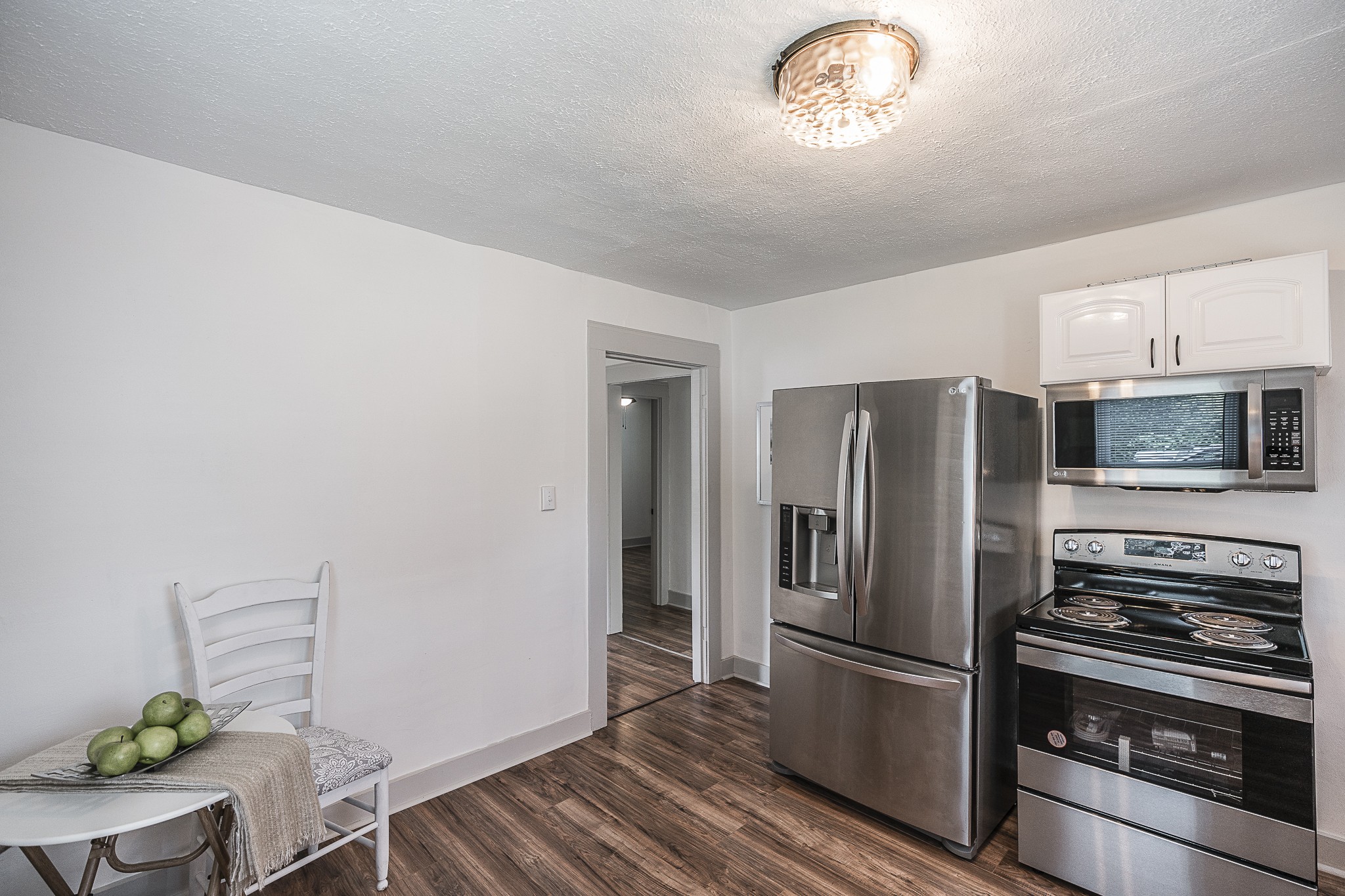 187 W Hite St — photo 8