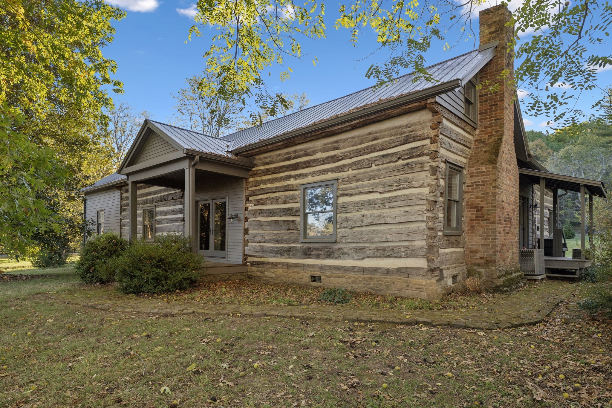 2060 Old Hillsboro Rd — photo 5