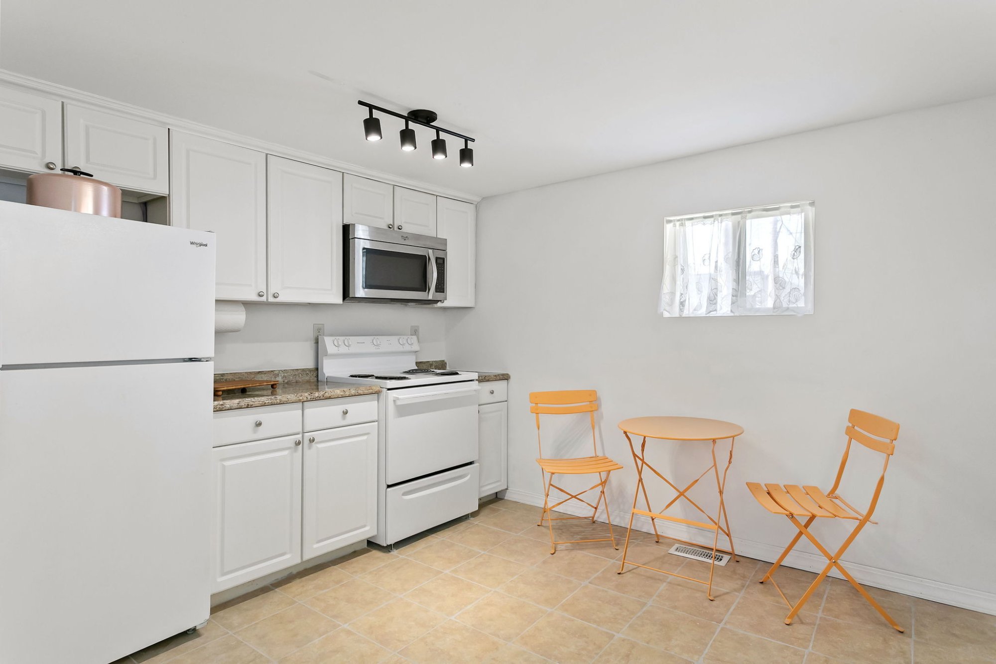 212 Union St — Photo 5