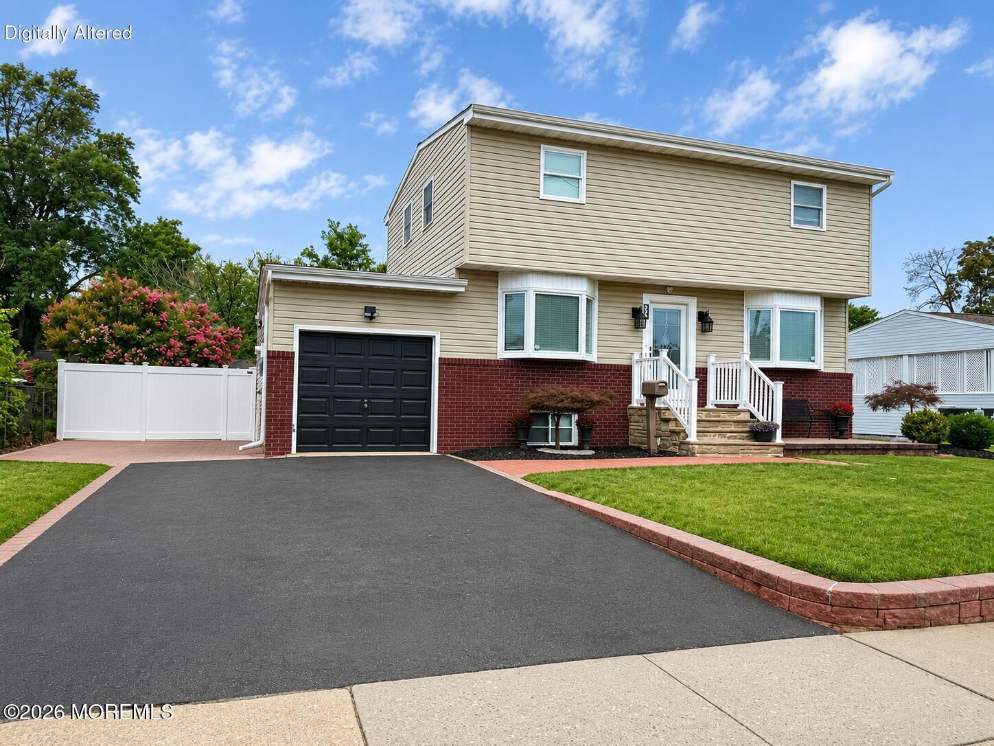 23 Fleetwood Dr — photo 2
