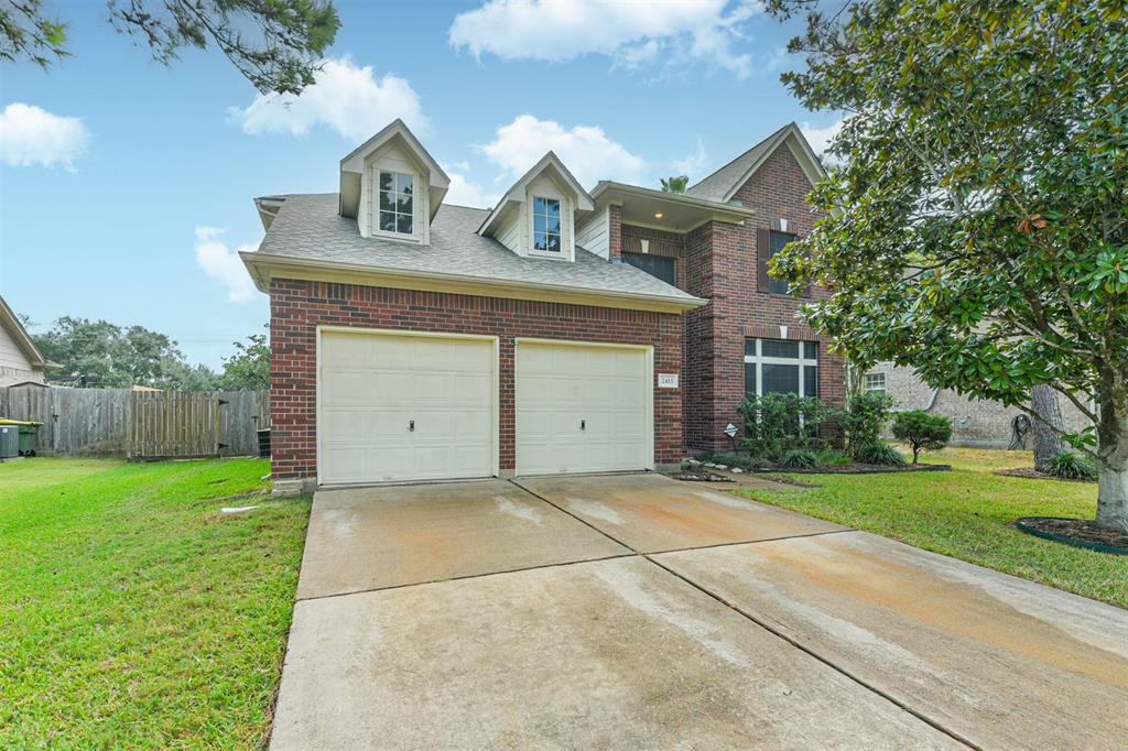 2413 Piney Woods Dr — interior