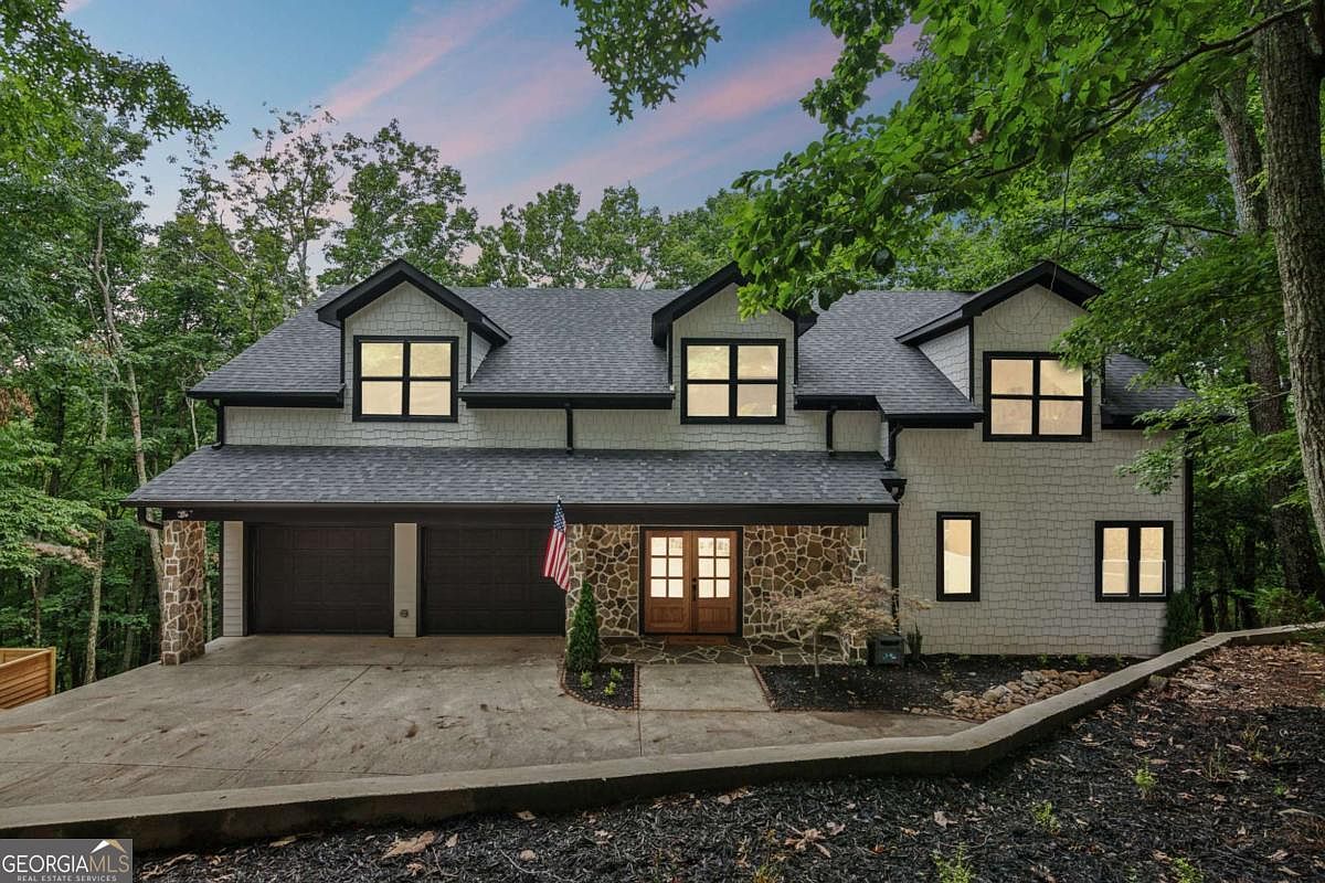 297 Fairview Ct — detail