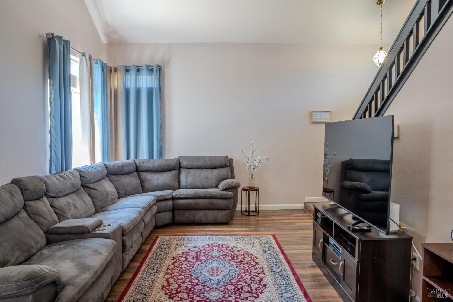 348 Samantha Pl — photo 4