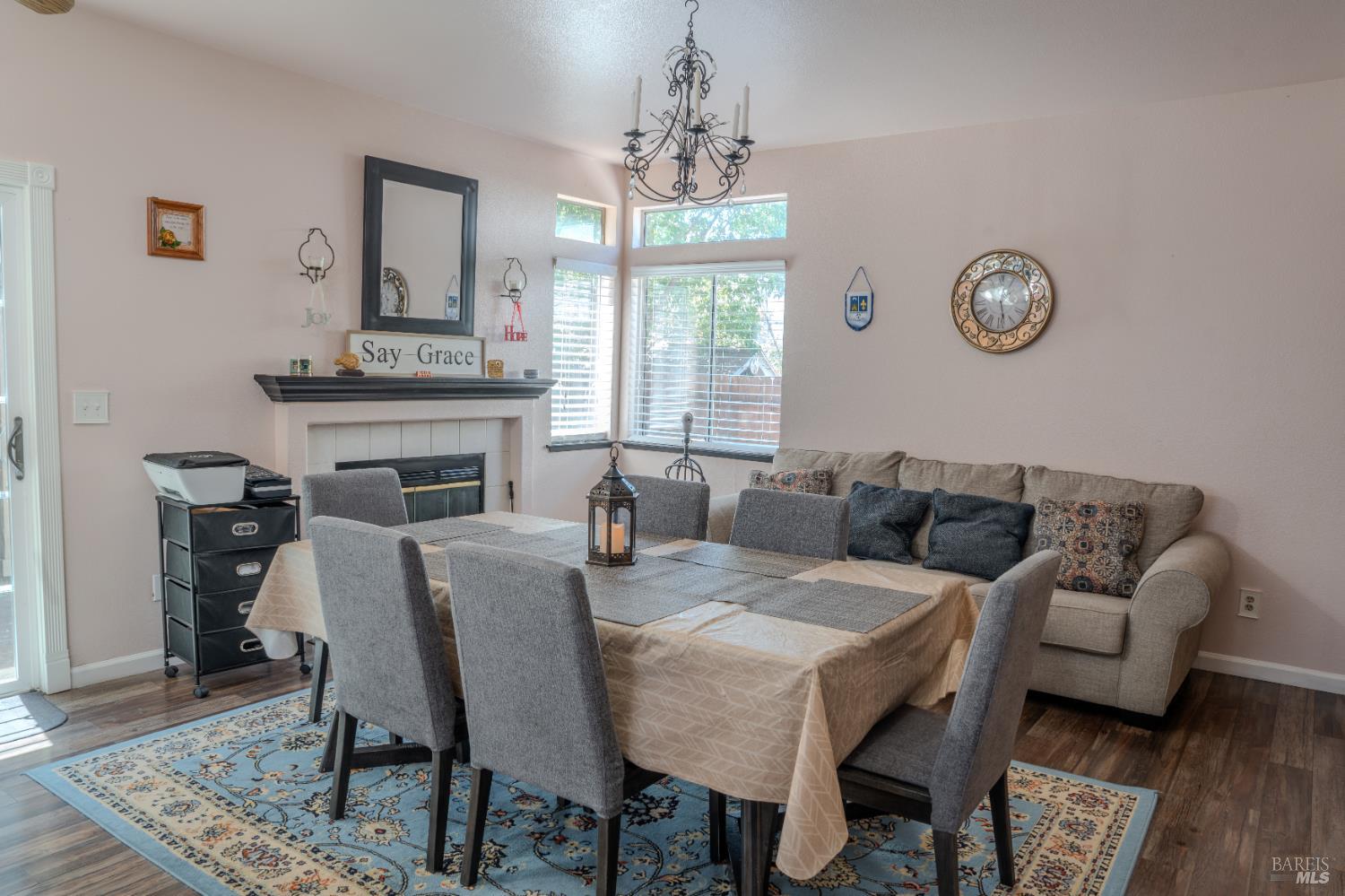 348 Samantha Pl — photo 8