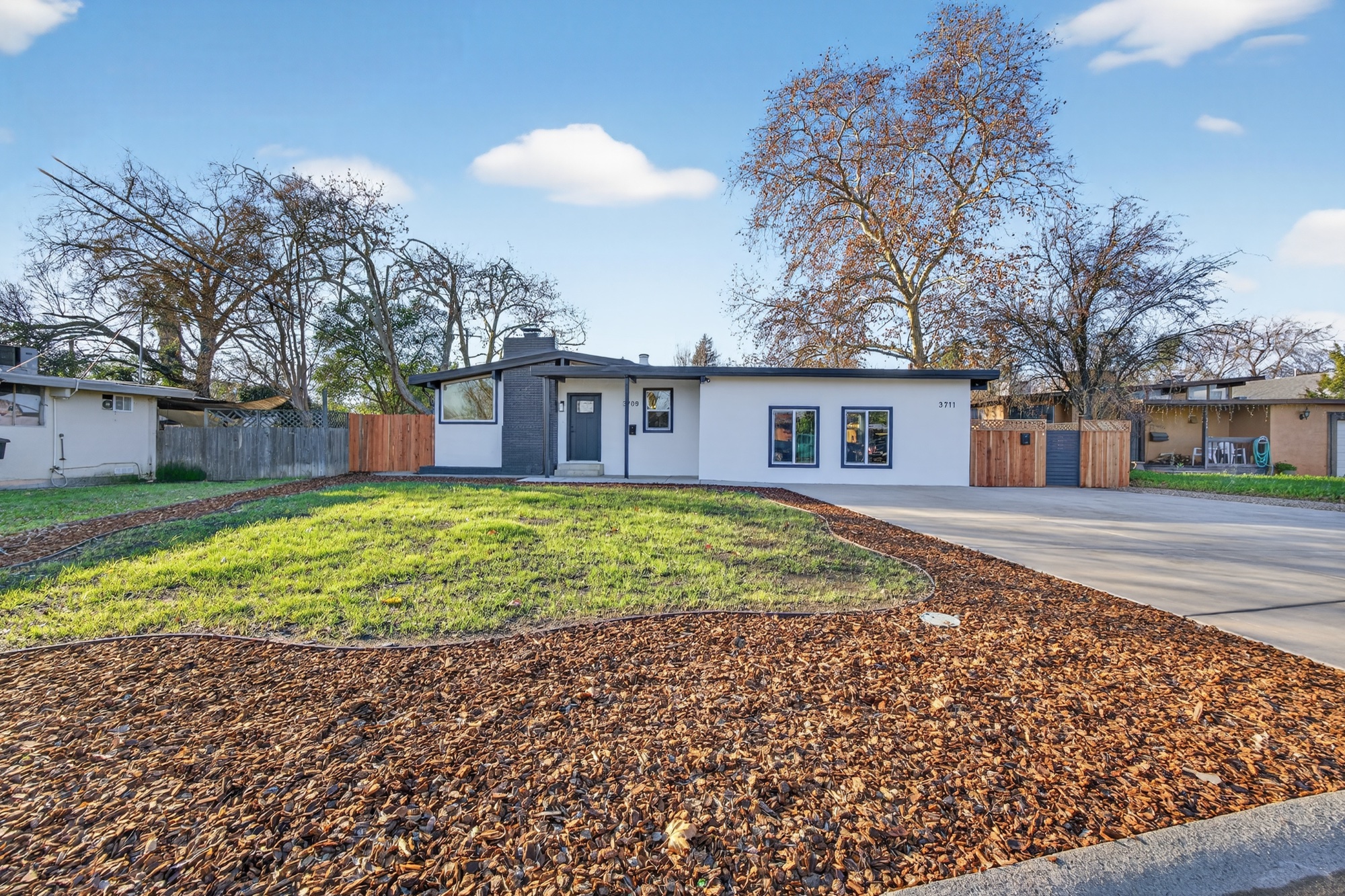 3711-3709 Brownson St, Sacramento, CA, 95821 — Photo 6