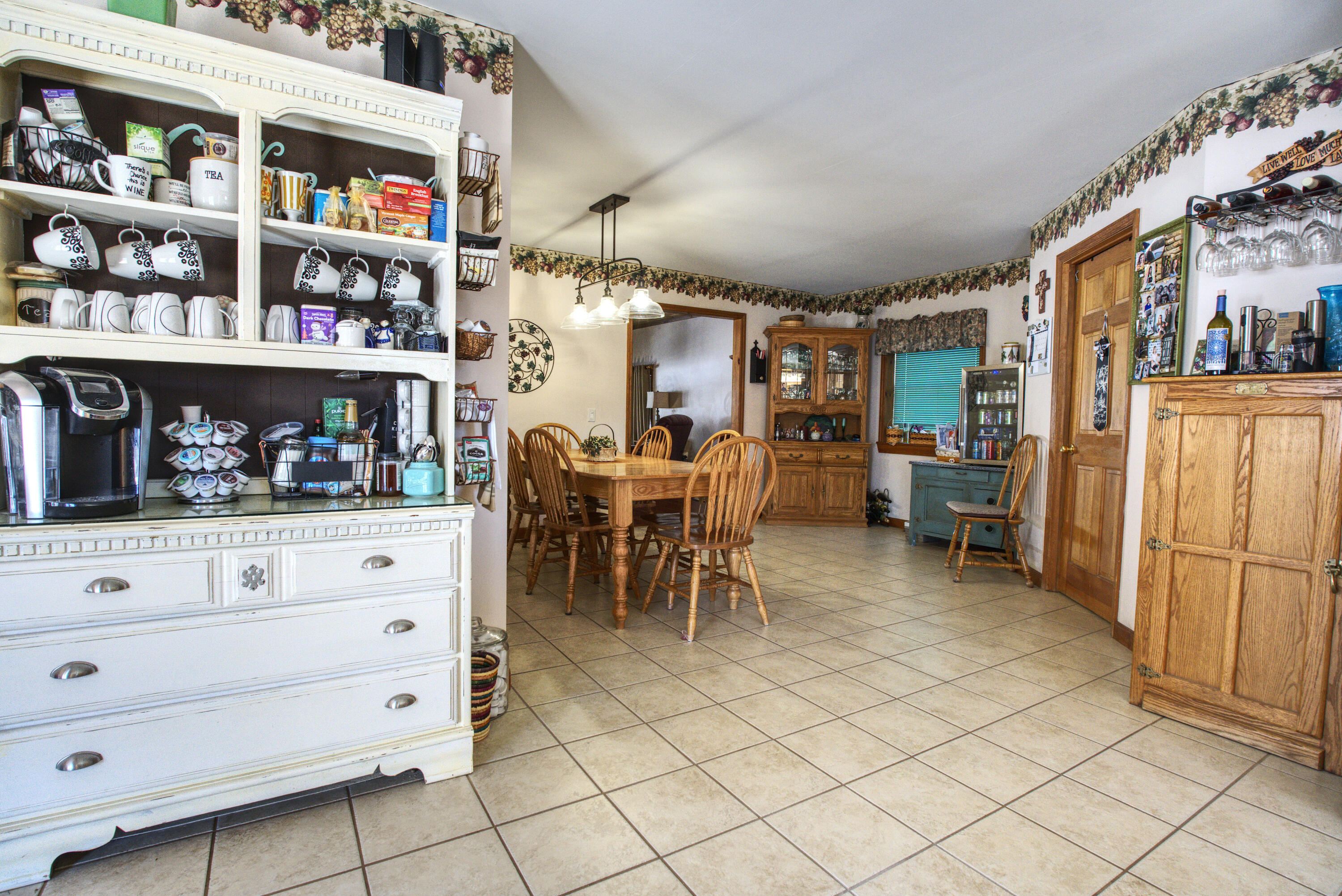 38 Wellington St — photo 3