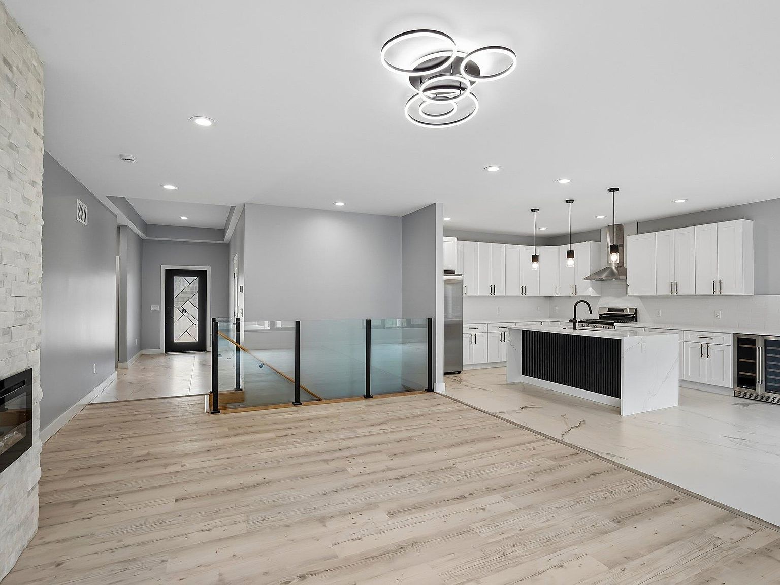 386 Oakbrook Dr — photo 8