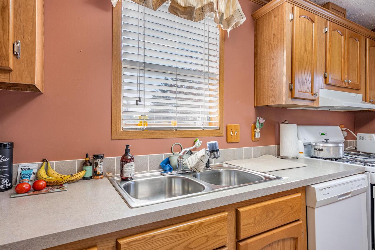 399 Oakbrook Dr — photo 8