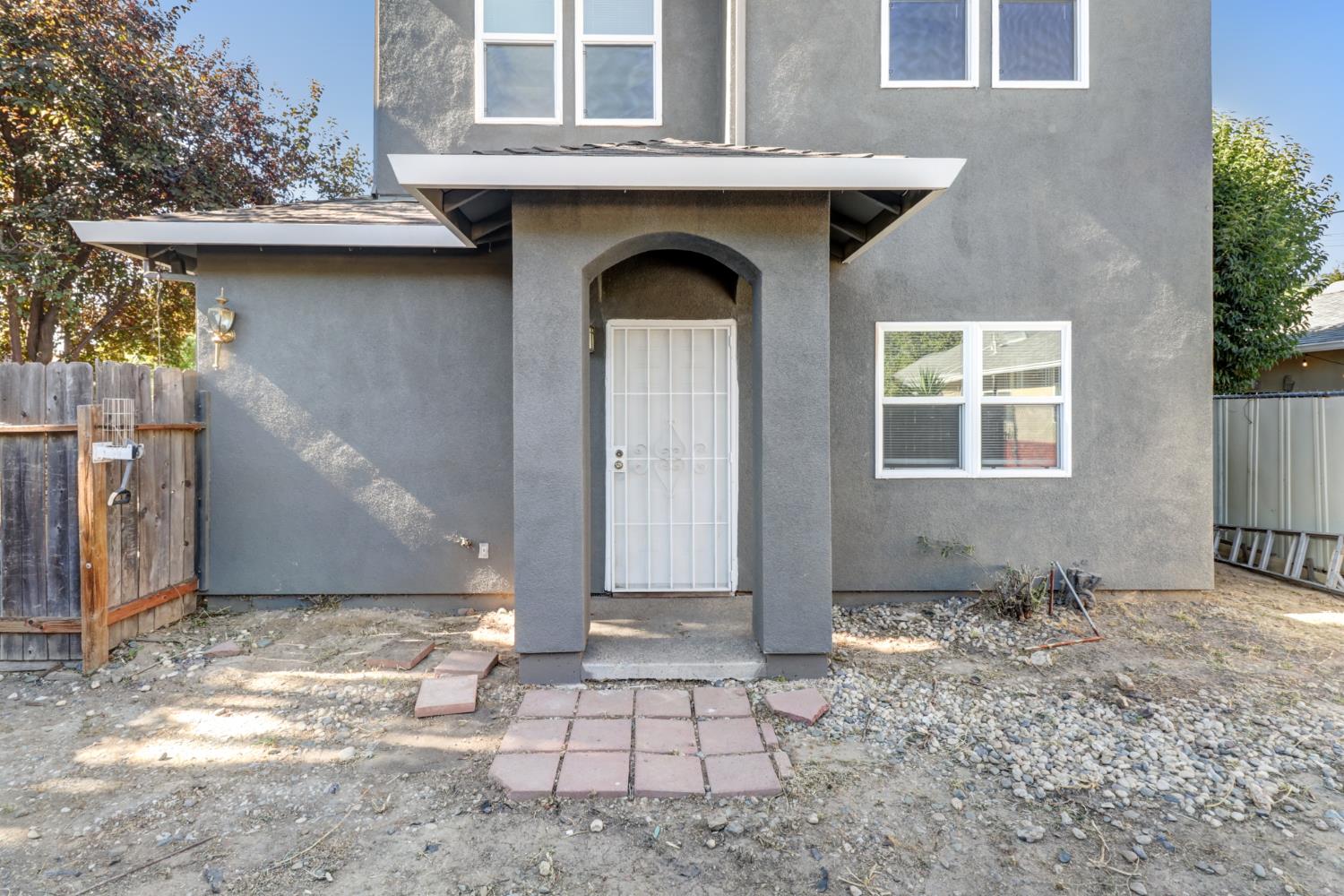 4725 9th Ave — photo 8