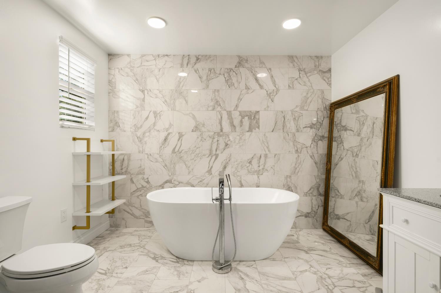 5049 Holyoke Way — photo 8