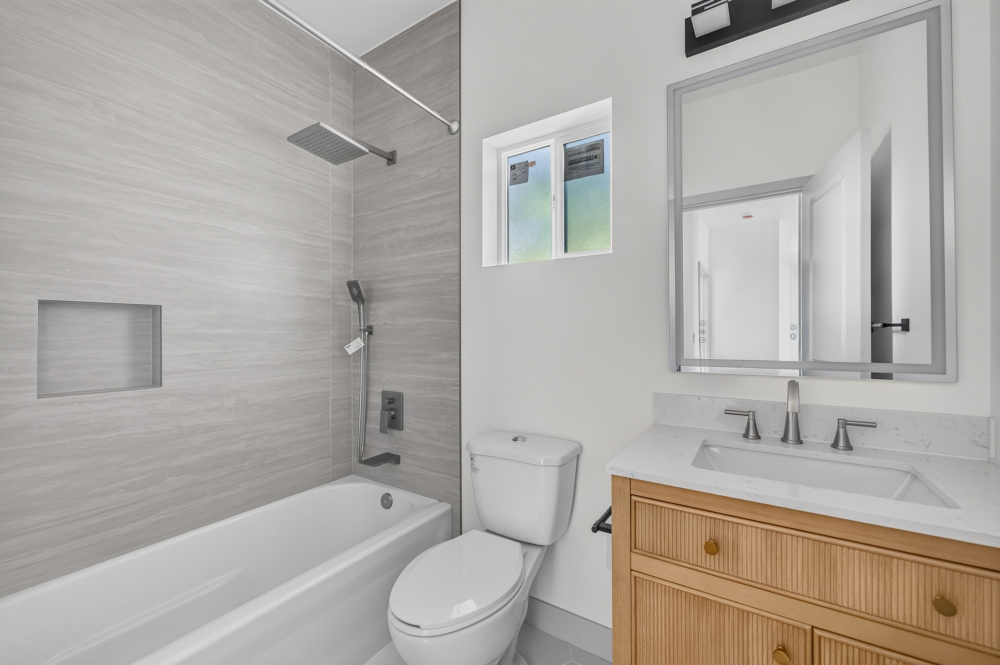 Property photo 64