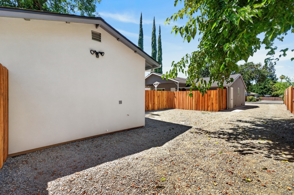 Property photo 67
