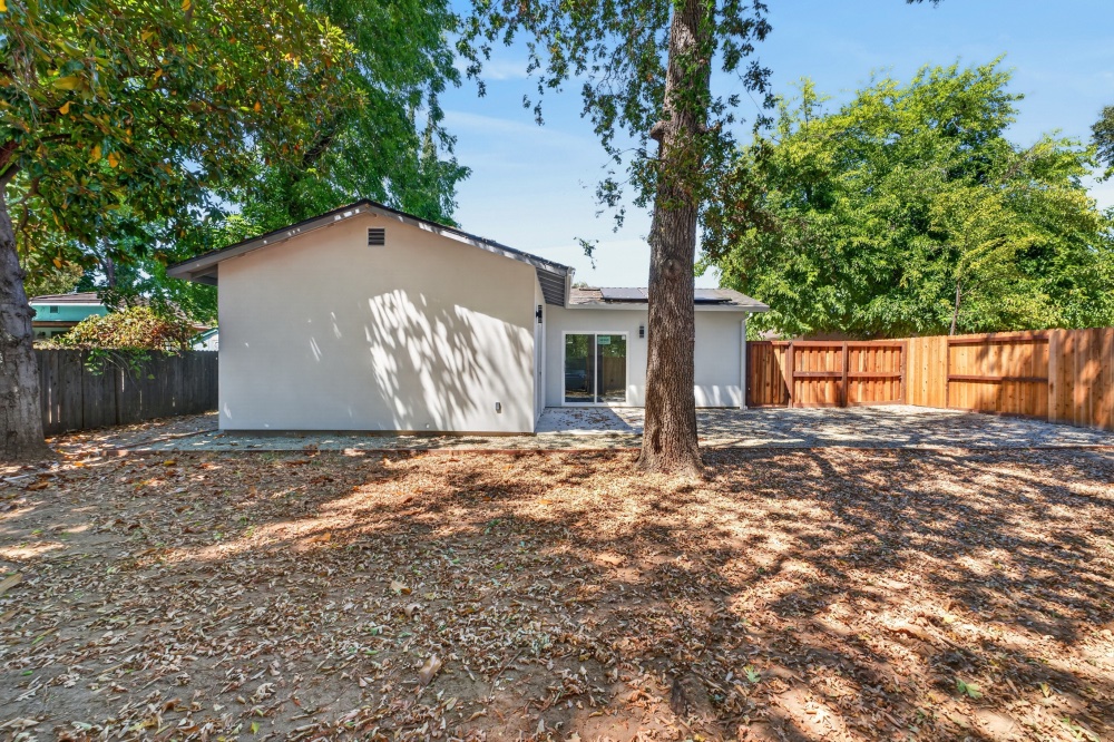 Property photo 71