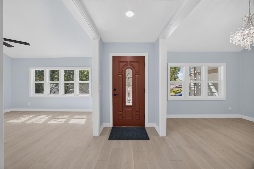 6048 Kifisia Way — photo 4