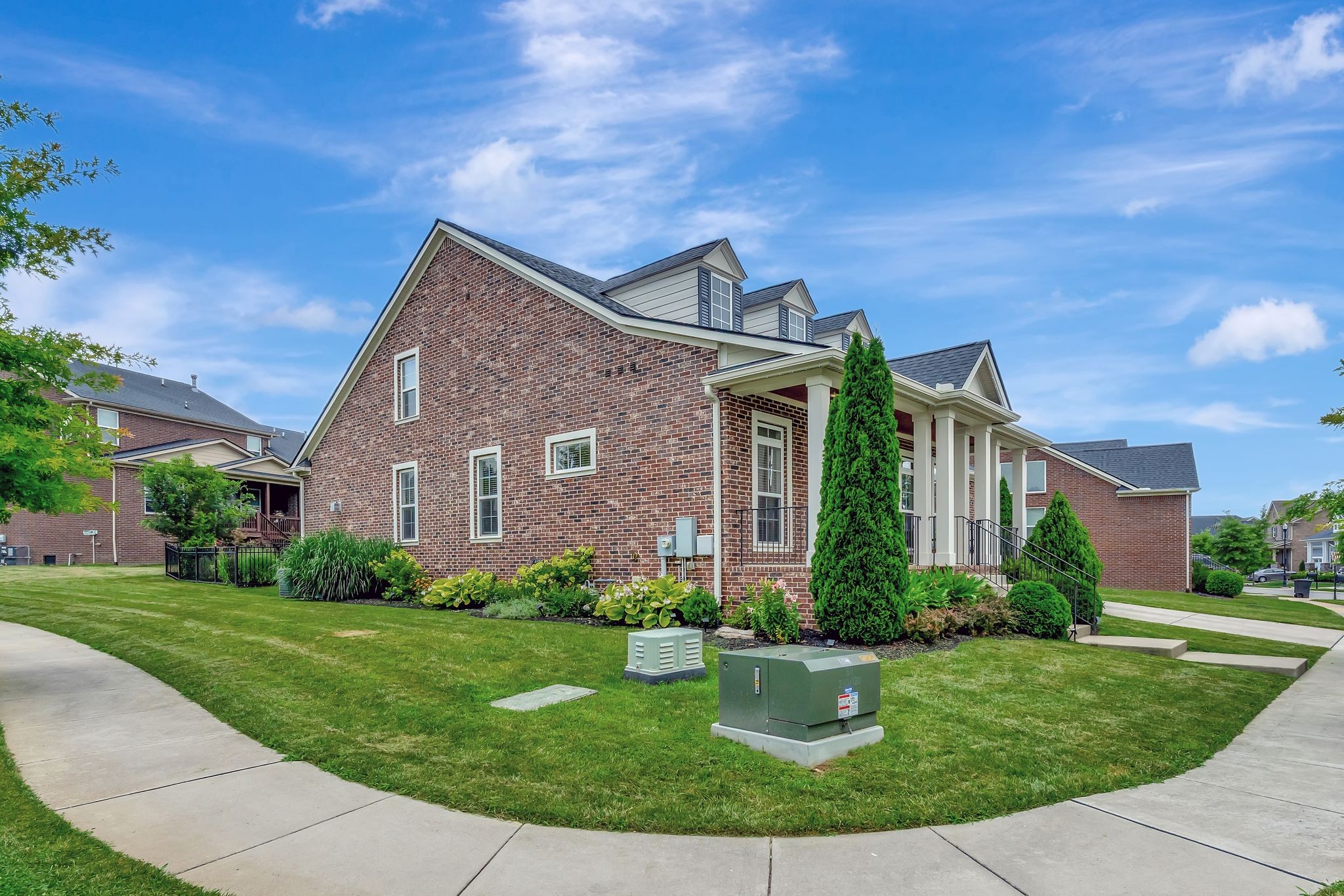607 Beamon Dr — detail