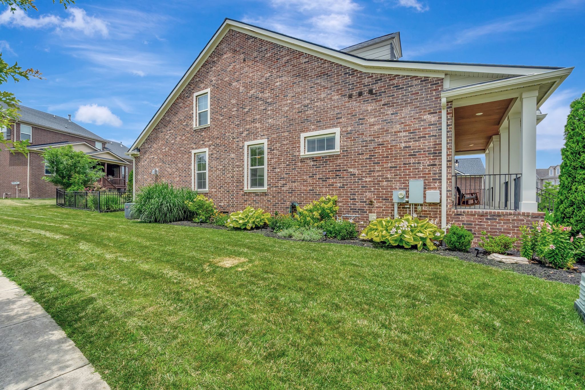 607 Beamon Dr — photo 4
