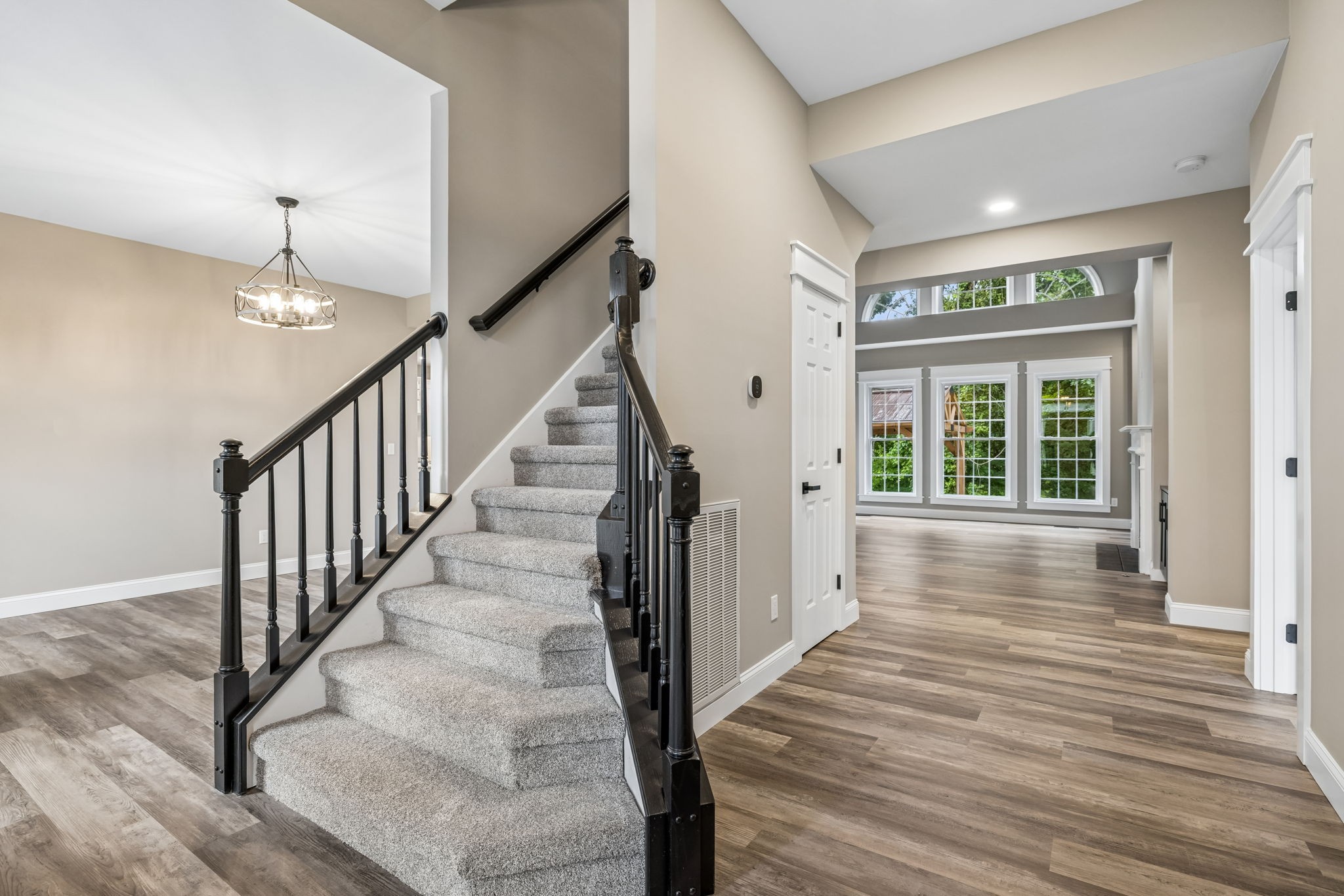 623 Rutherford Ln — photo 6