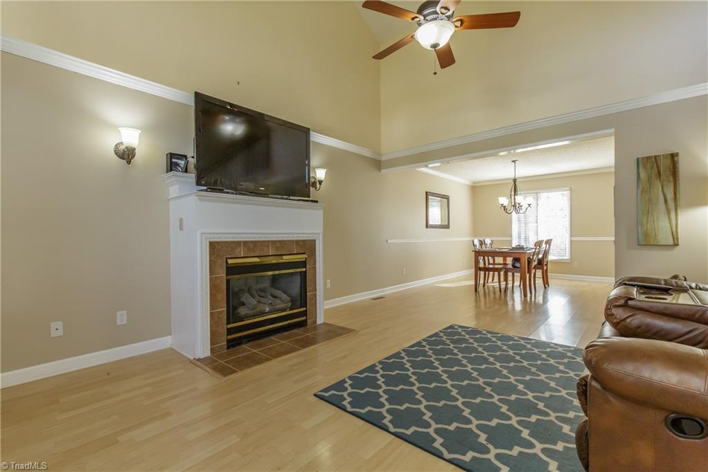 701 Timbergate Dr — exterior