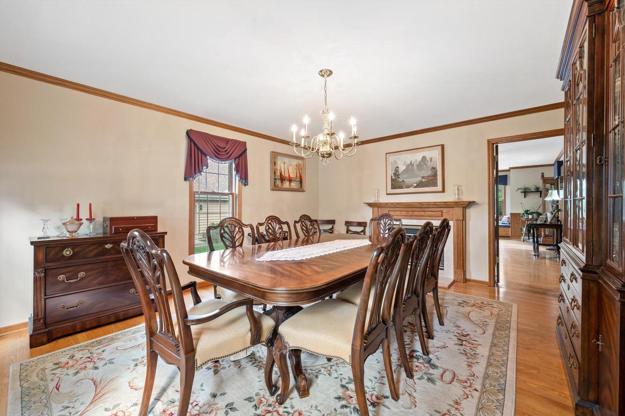 990 S Springdale Rd, Waukesha, WI, 53186 — Photo 3