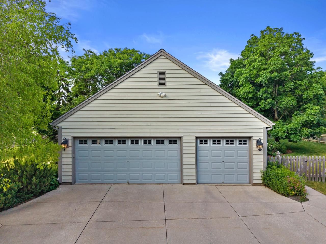 990 S Springdale Rd, Waukesha, WI, 53186 — Photo 10